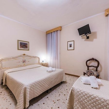 Hotel Ca' Leon D'Oro à Venise Extérieur photo