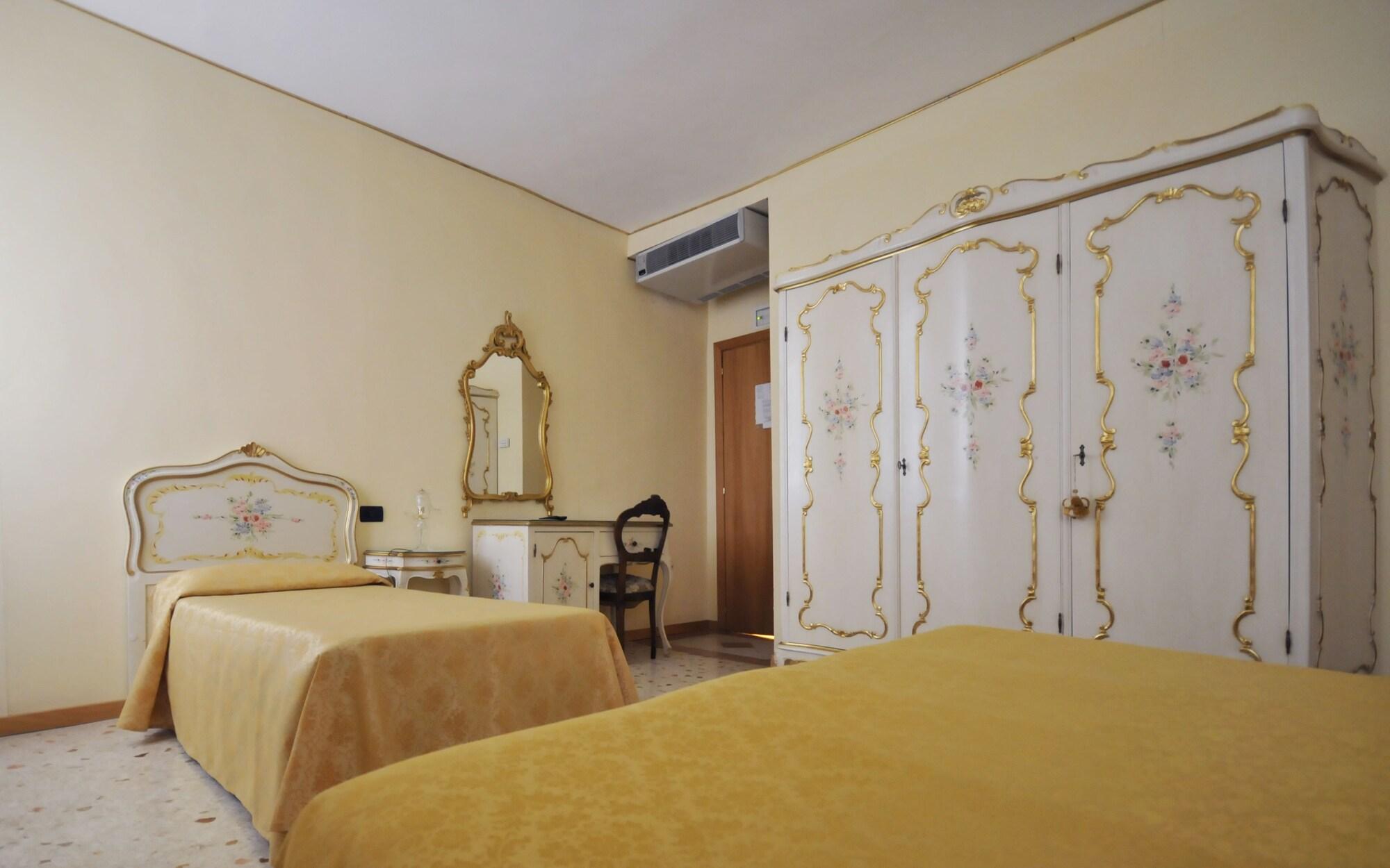 Hotel Ca' Leon D'Oro à Venise Extérieur photo