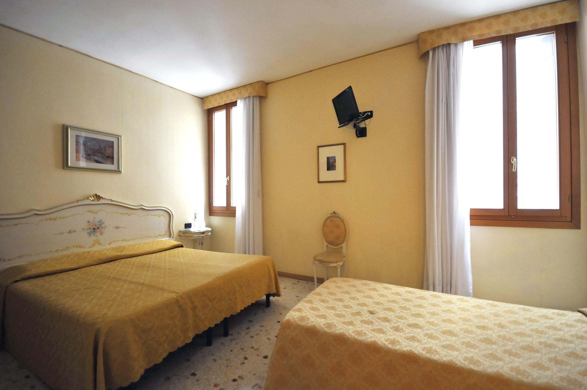 Hotel Ca' Leon D'Oro à Venise Extérieur photo